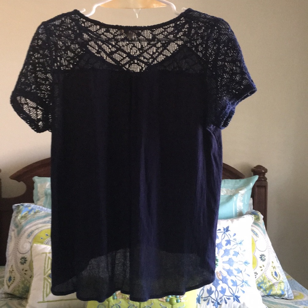 “Crescent” navy blue, high-low hem top.
